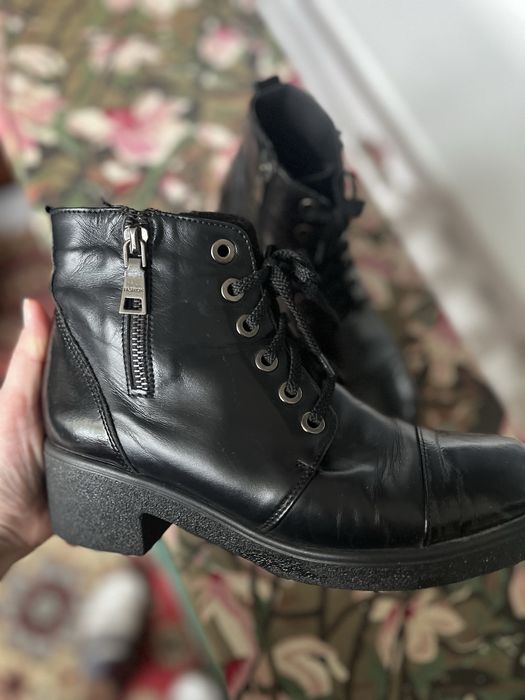 Ботінки напівчеревики ботинки шкіра 38 р