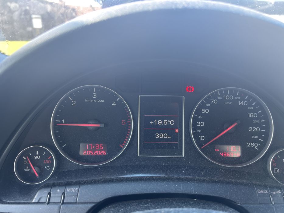 Audi A4 1.9 tdi avant, 130 cv, de 2002, de cor preto,