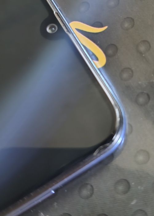 Телефон Samsung Galaxy A30