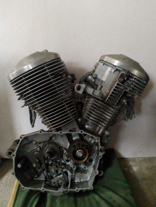 Silnik 750 vt Honda