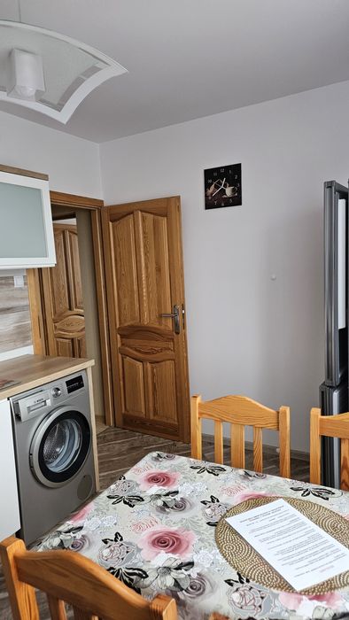 Pokoje i apartamenty z balkonami