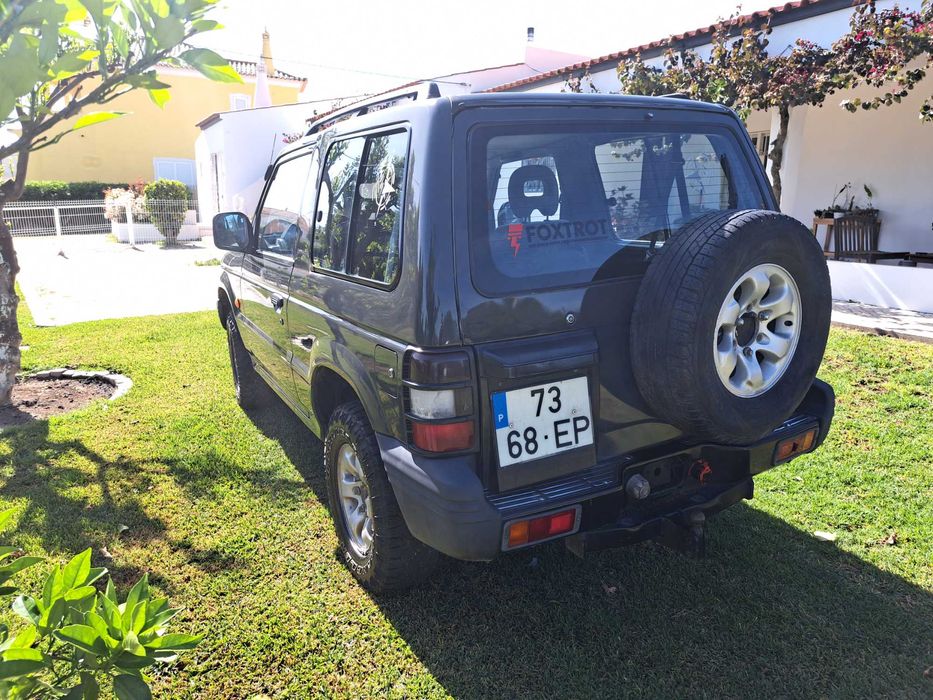 Mitsubishi Pajero MK2