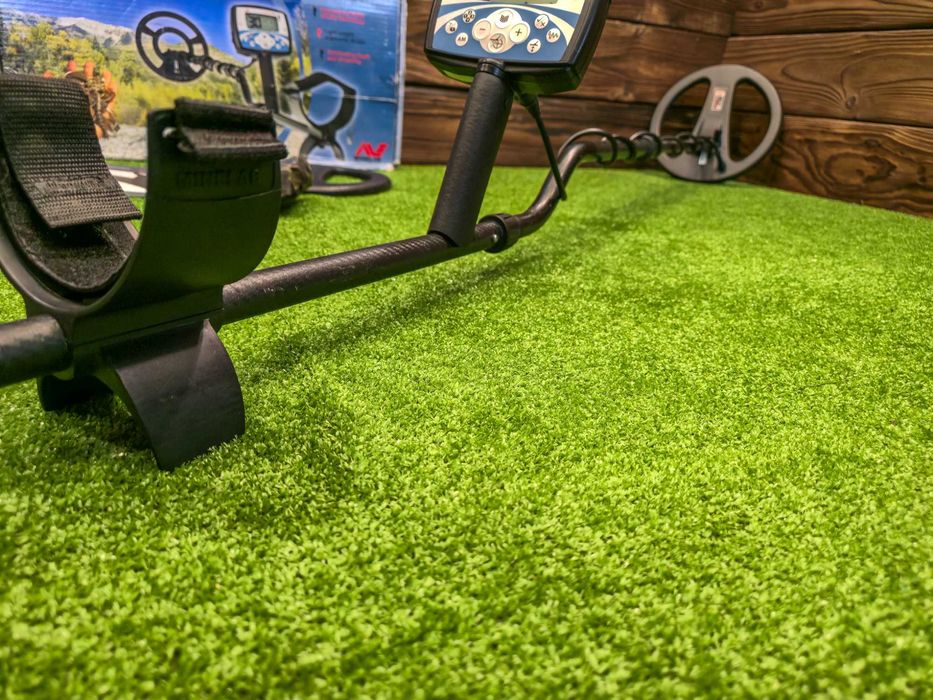 Металошукач Minelab X-Terra 705