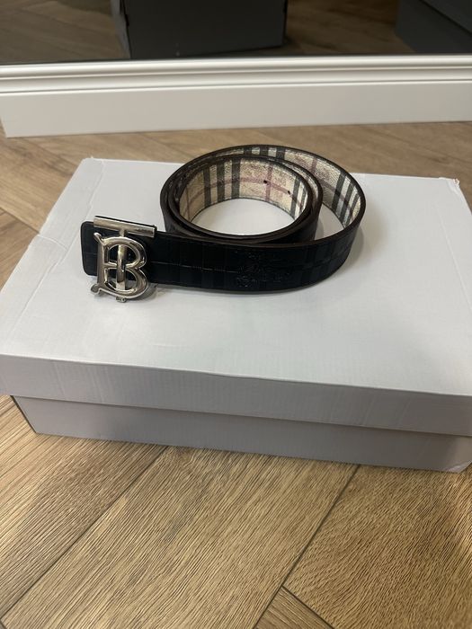 Burberry Reversible Check