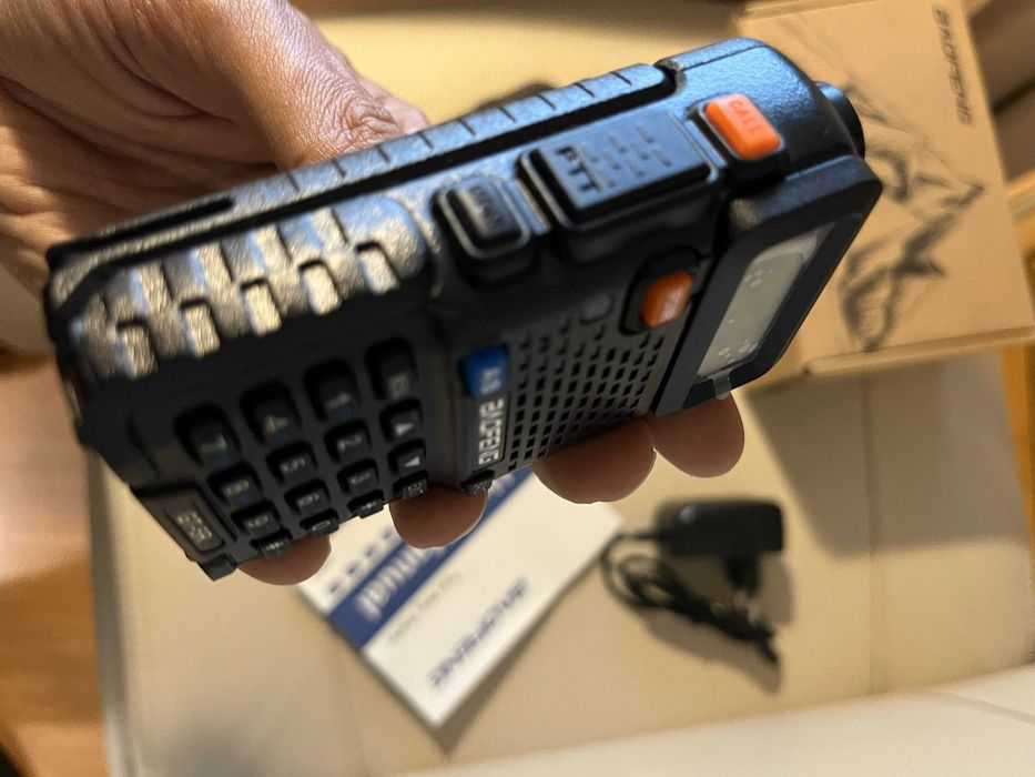 BAOFENG GT-5R Walkie Talkie, rádio bidirecional UHF VHF