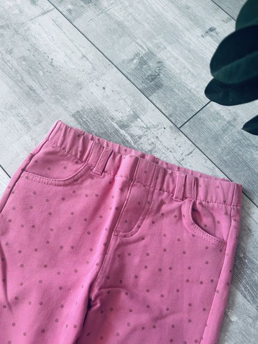 Legginsy dziecięce w kropeczki