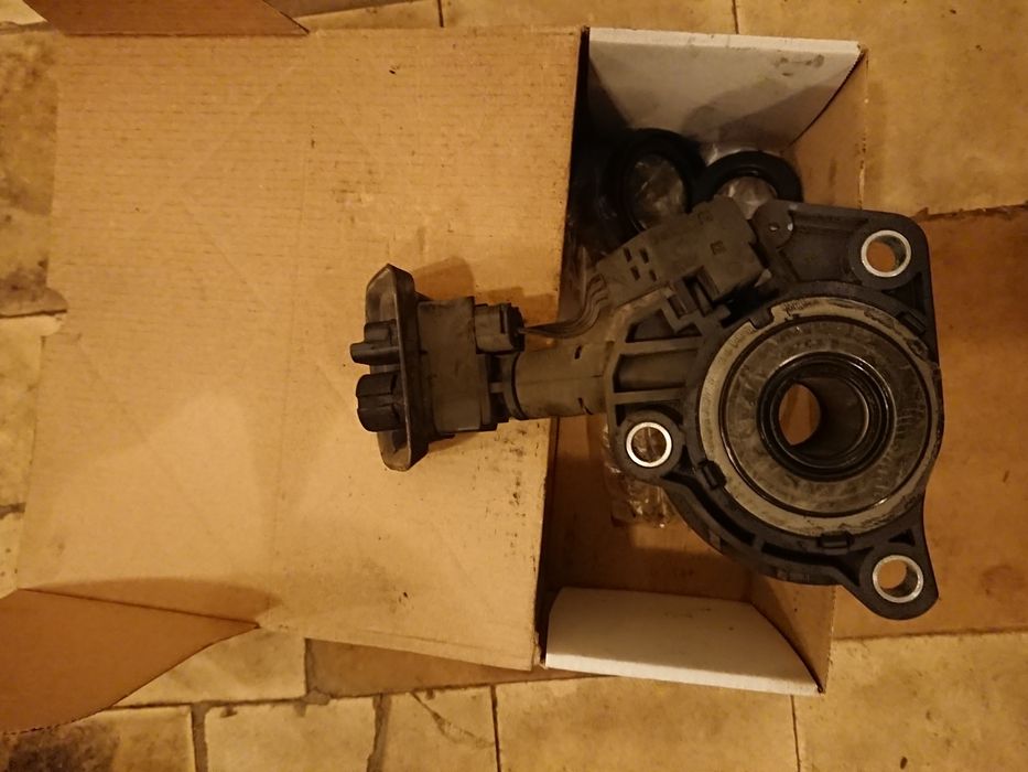 Маховик цилиндр сцепление помпа ремень ГРМ Citroen Peugeot - б/у