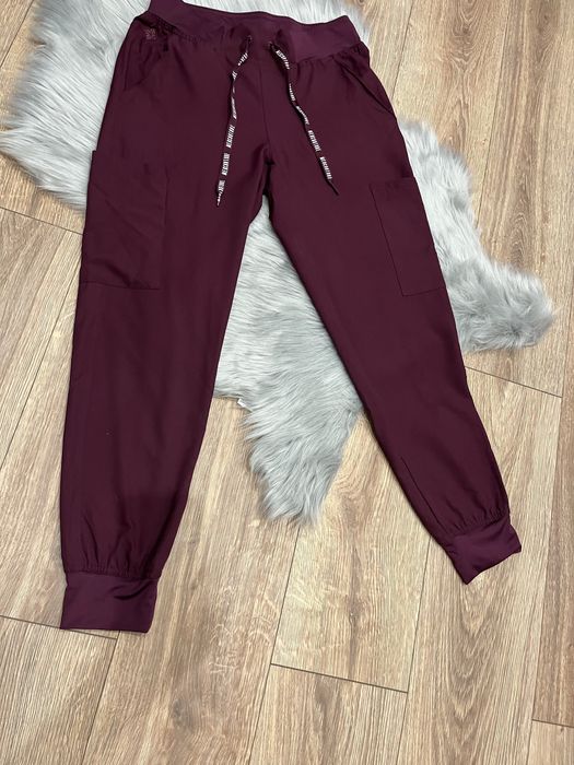 scrubs medyczny damski