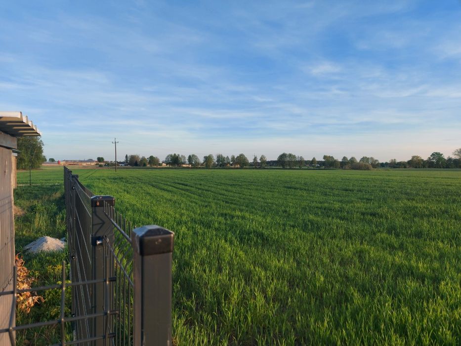 DZIAŁKI NA SPRZEDAŻ!! Cisza spokój!!