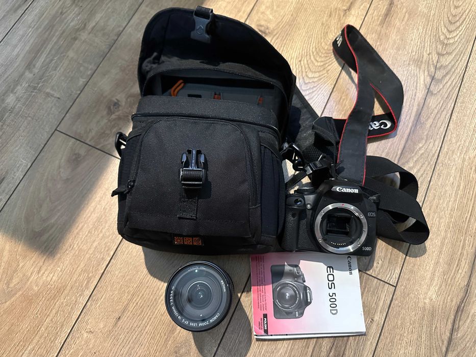 Canon EOS 500D z obiektywem Canon 18-135