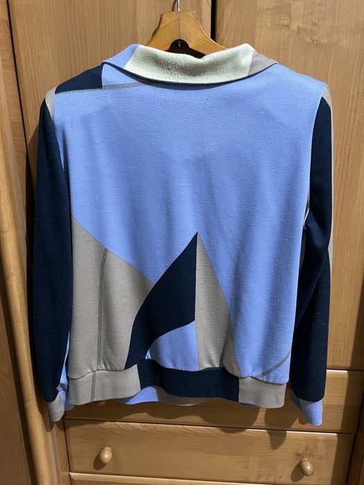 Продам нарядную трикотажную блузку