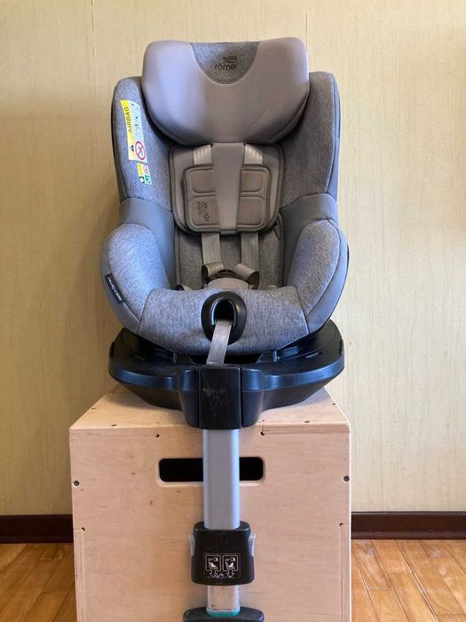 Britax Römer Dualfix i-Size (40–105 см) 360 | Ідеальний стан| Без ДТП