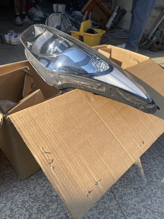 Farol hyundai i30
