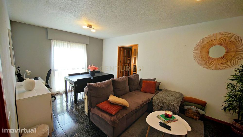 Excellent T3 Apartment in the Bela Vista Towers – Ready to Move In and