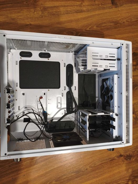 Obudowa Fractal design define r5 white