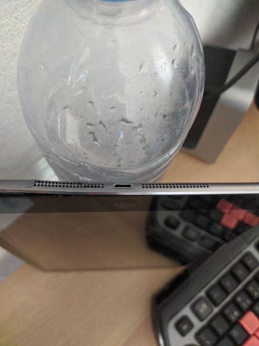 Tablet iPad: A147464552217759234122