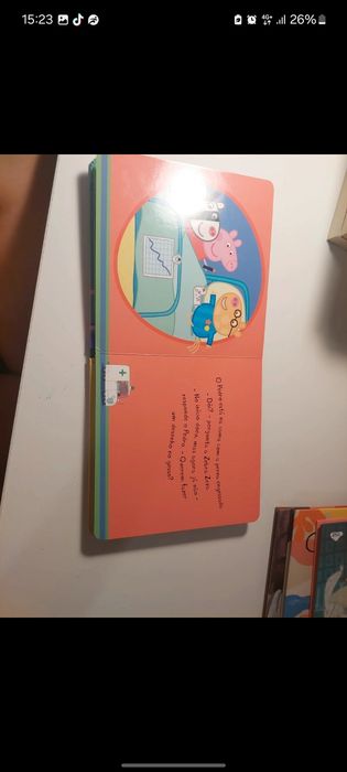 Livro: a peppa vai ao hospital