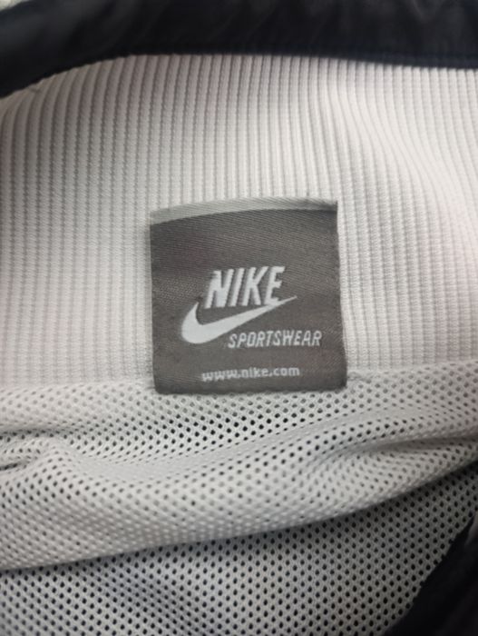 Вітровка Nike Sportswear Windrunner