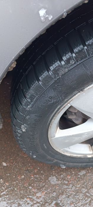 215/60/16 Continental