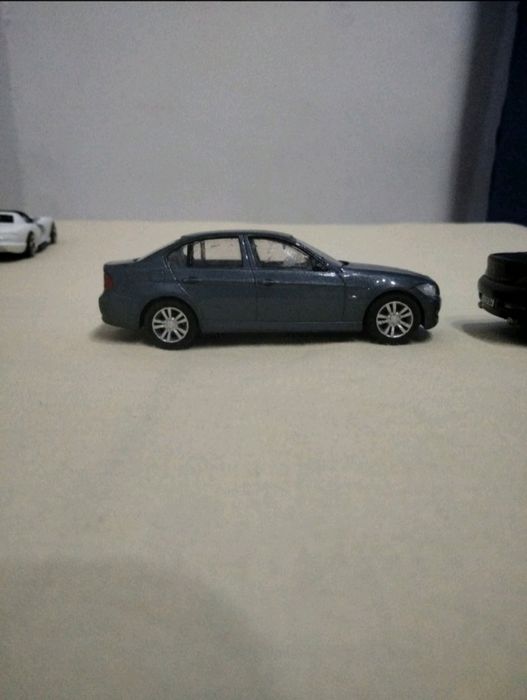 BMW Miniaturas X2 3 Series e 645 CI