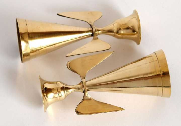 Подарунок нареченим - свічники вінчальні, пара, латунь, підсвічники