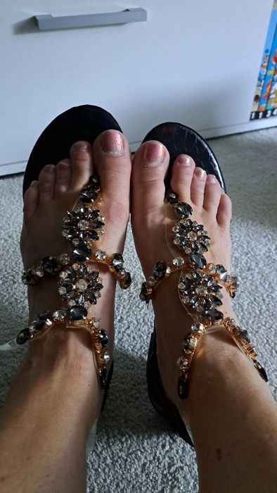 Japonki damskie, sandały bogato zdobione Girlhood