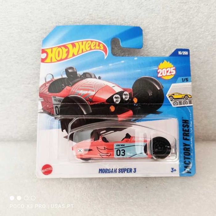 Miniaturas Hot Wheels Novas em cartela