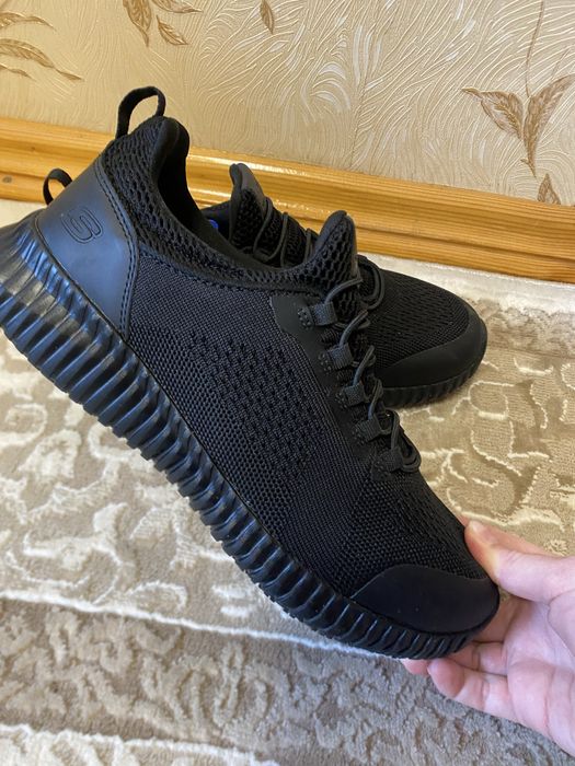 Sketchers 38 розмір  кросівки