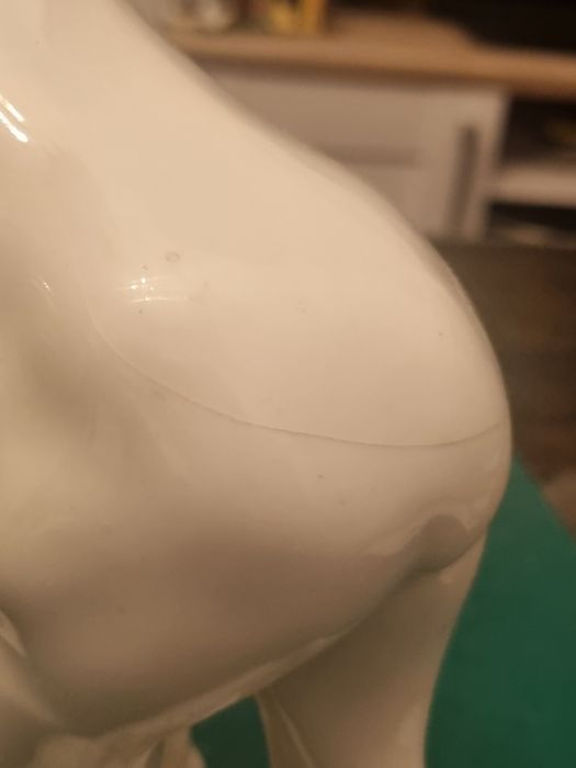 Porcelana Łomonosow  - biały łoś