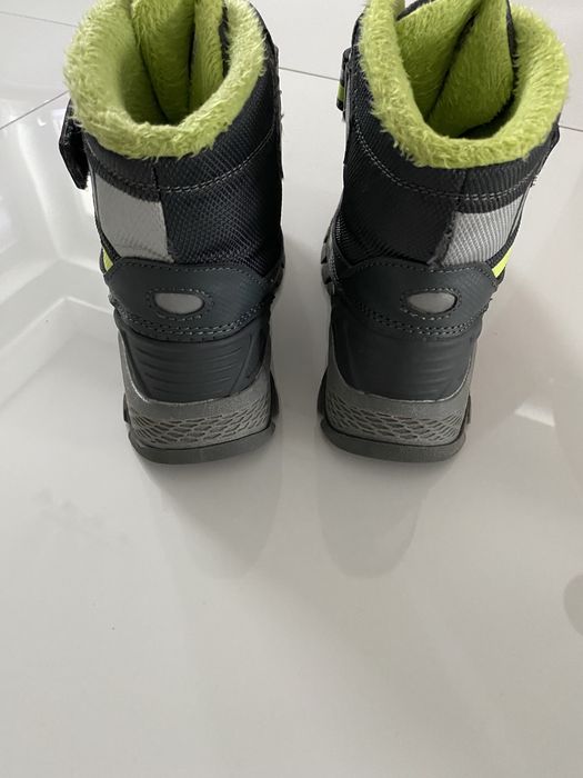 Śniegowce, buty chłopięce, r. 30 jak nowe !