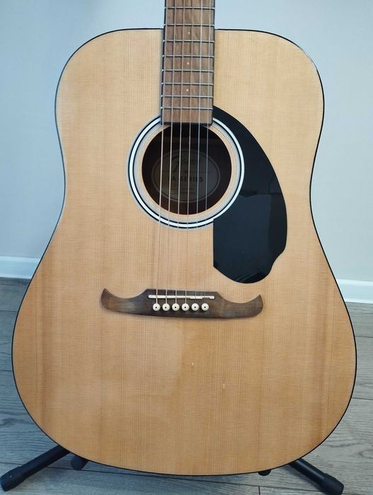 Gitara akustyczna Fender