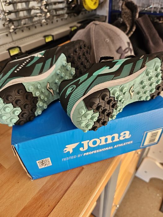 Buty Joma, rozmiar 30, super stan, korki do piłki nożnej