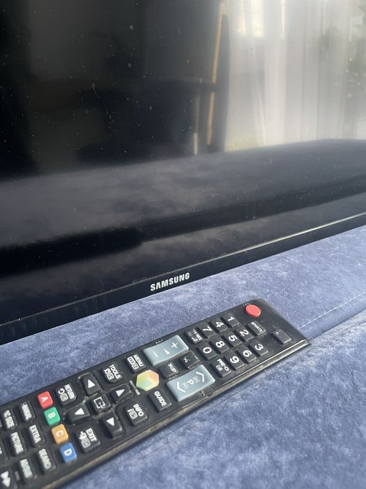 Телевізор Samsung UE65F6470FF