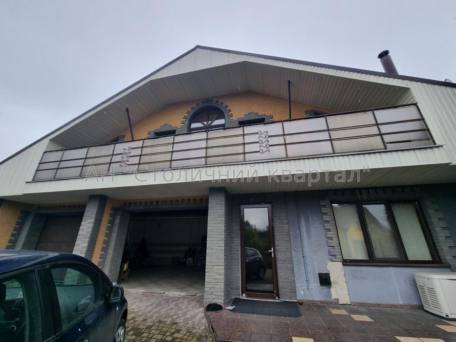 Продаж заміського житлового комплексу VIP-класу в с.Бобриця.