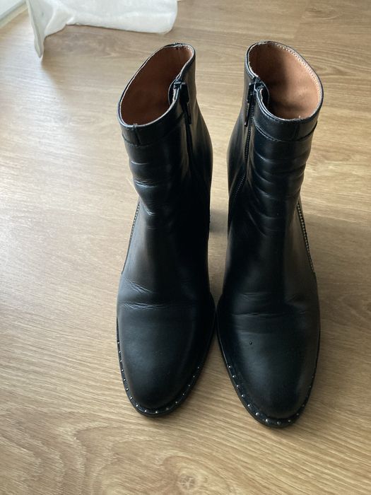 Botas Sofia Costa em muitobom estado, usadas poucas vezes.