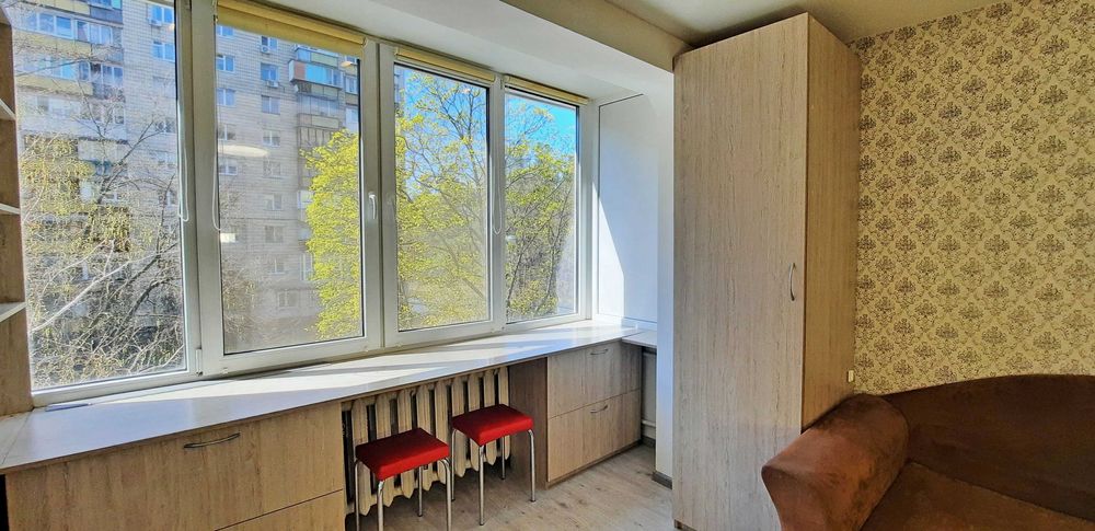 Оренда, 1-к, пр. Лісовий, 7, м. Чернігівська, з меблями