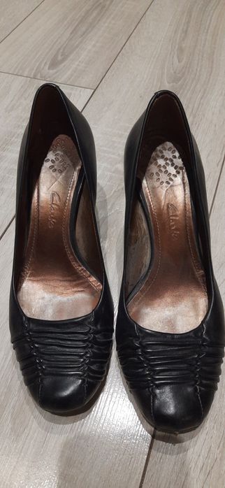 Buty szpilki Clarks 39