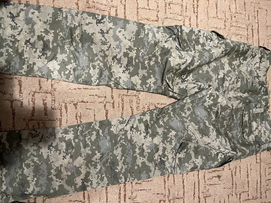 Продам якісну британську форму