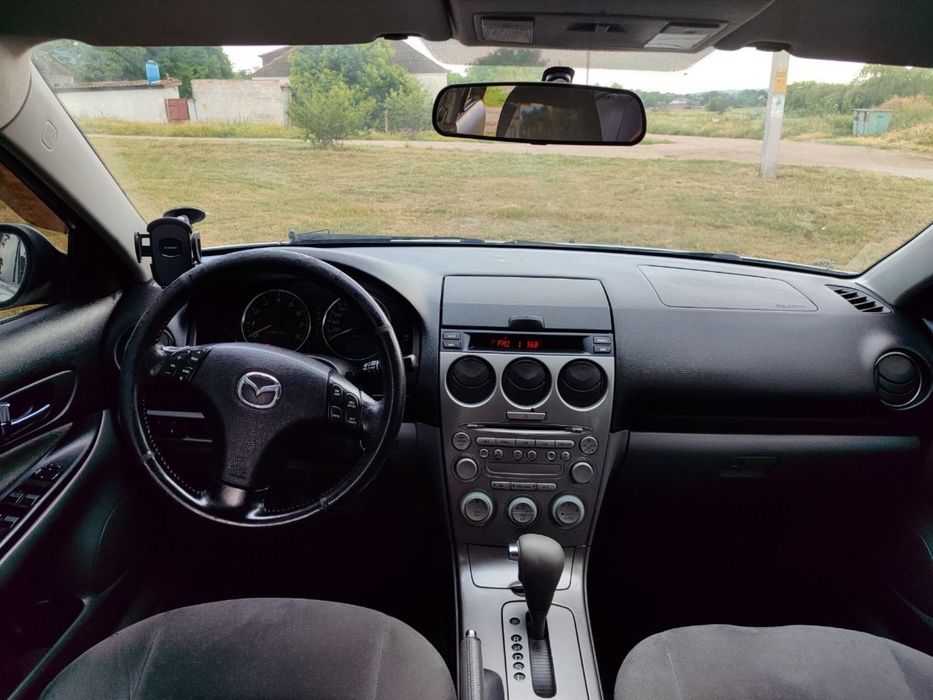 Mazda 6 2.0 бензин Автомат