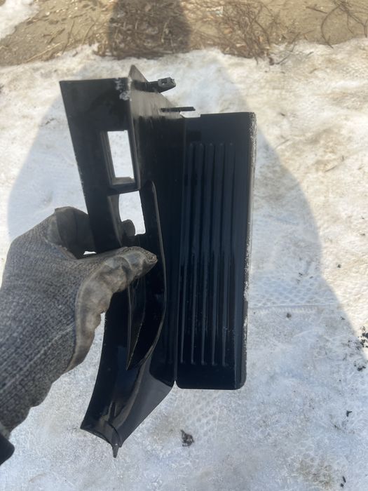 Підніжка салону BMW e53 e39 e46 e36