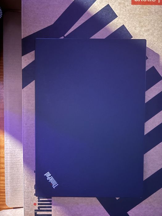 Portatil Lenovo ThinkPad T14 i7 48GB 1TB SSD c/caixa e acessórios