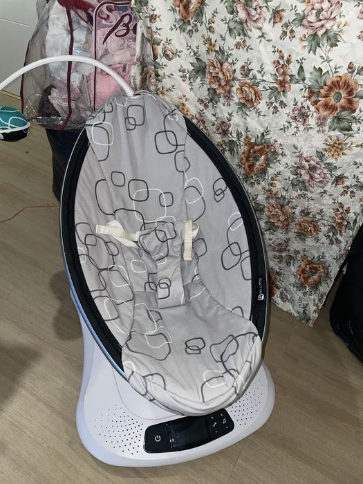 Berço mais espreguicadeira berco70€ espreguincadeira 169€