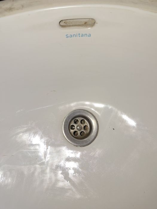 Pias sanitana em segunda mao ao desbarato.