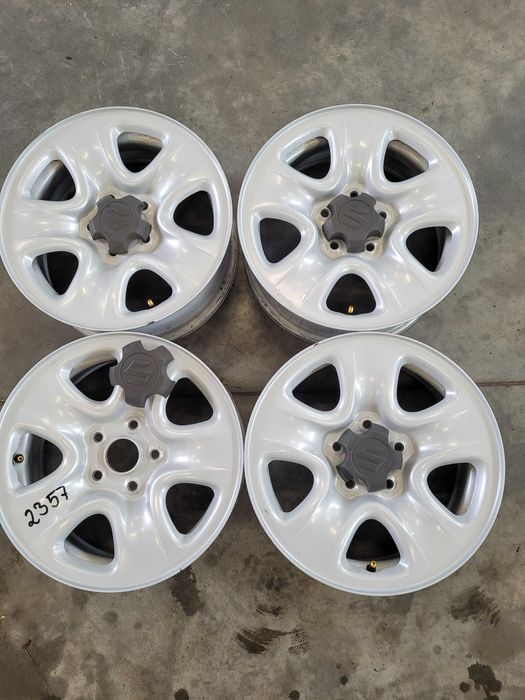 Felgi stalowe suzuki r 16 oryginał