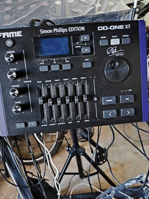 Bateria Electrónica-Simon Phillips edition (Negociável)