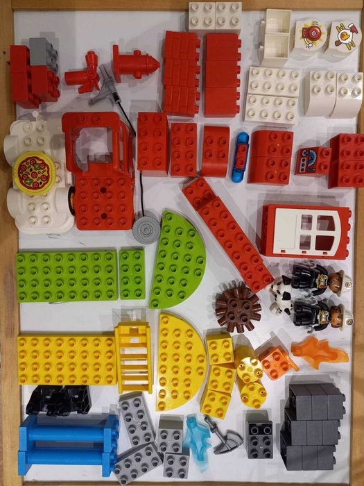 Лего Дупло Пожежне депо - Lego Duplo 76 деталей