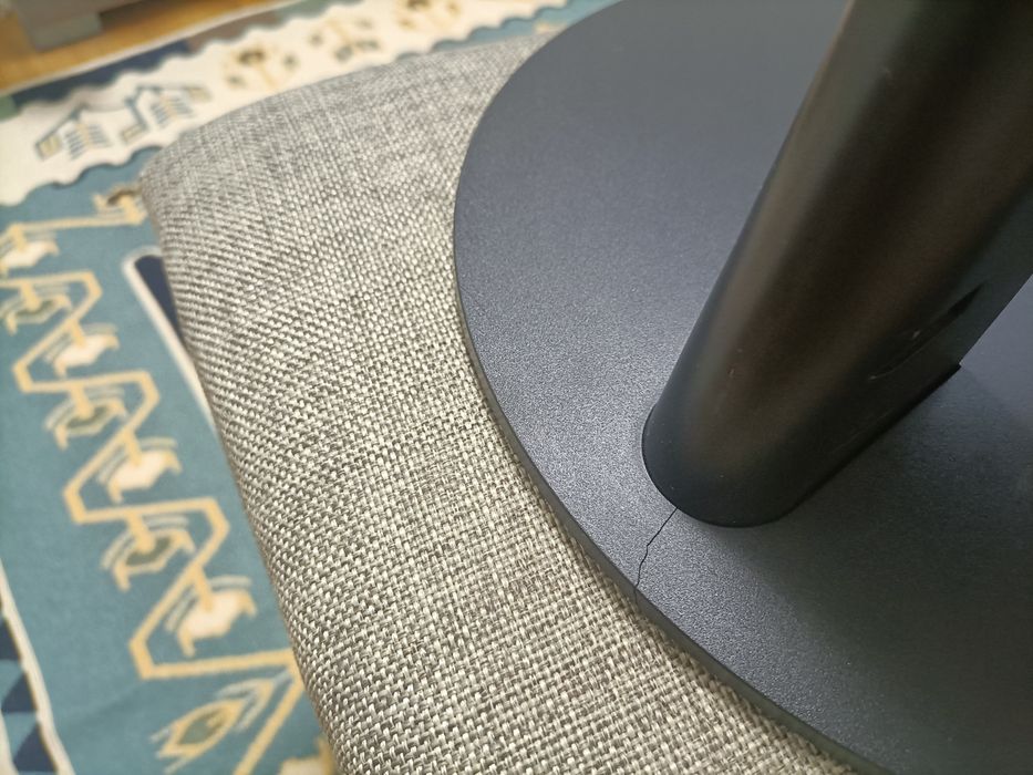 На запчастини. Монітор 24" Lenovo ThinkCentre