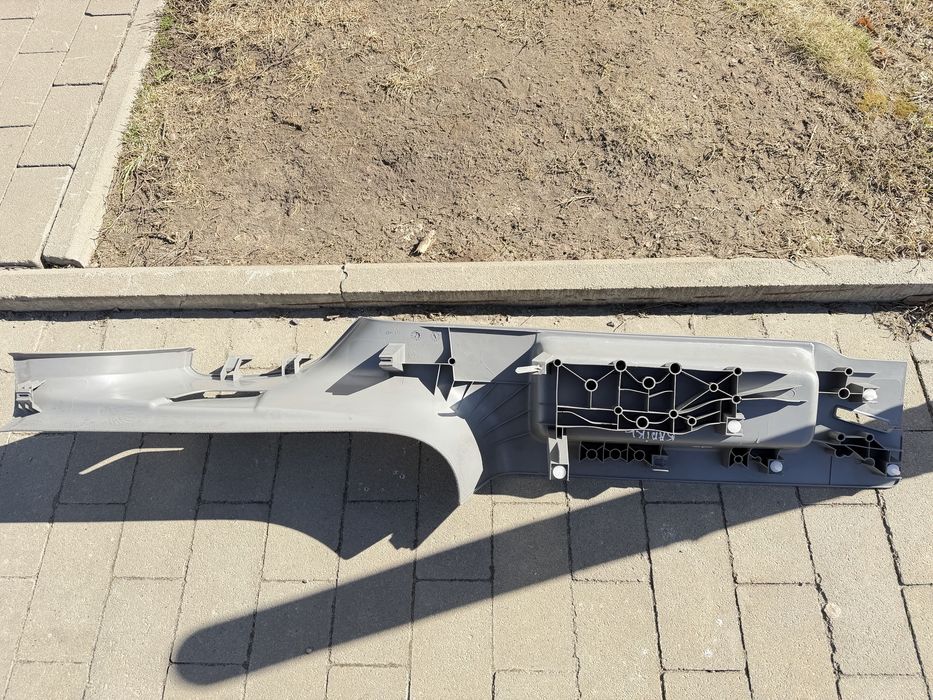 Поріг vw caddy цілий як на фото