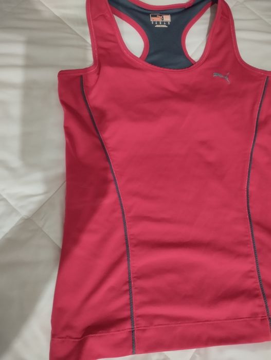 Sweat  top ginásio Puma cor de rosa. Também M. Ótimo estado