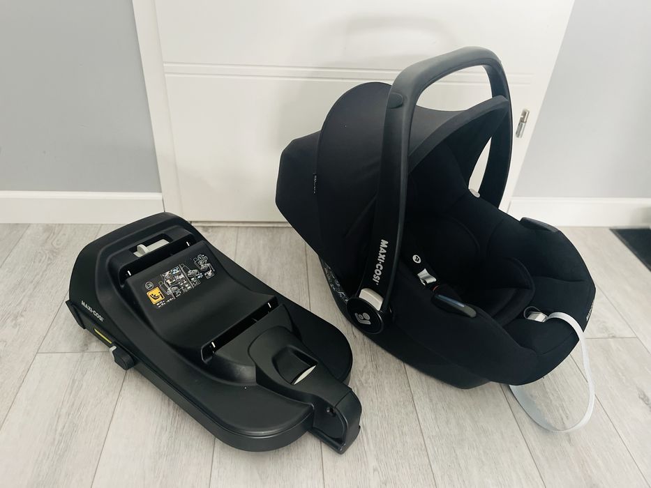 Nosidełko  Maxi-Cosi CabrioFix i-Size z bazą Isofix
